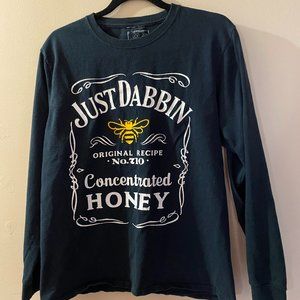 MENS T SHIRT  JUST DABBIN SIZE M LONG SLEEVE